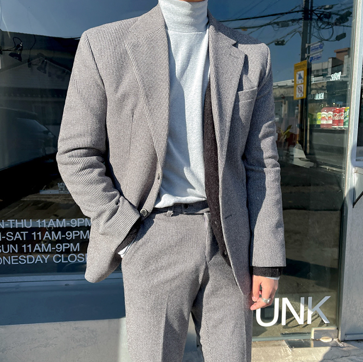 RT No. 3333 KNITTED GRAY BLAZER JK & PANTS (TOP & BOTTOM)