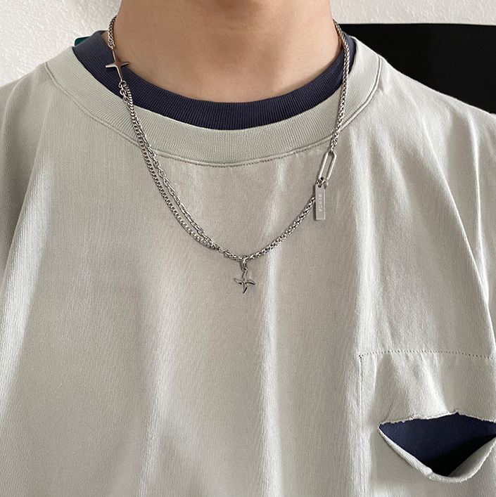 SHURIKEN CROSS CHAIN NECKLACE