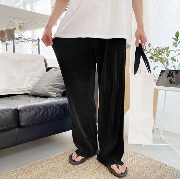 RT No. 4404 PLEATED WIDE STRAIGHT PANTS