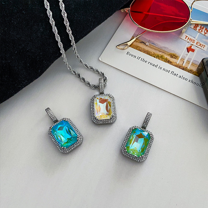 GEMSTONE PENDANT NECKLACE