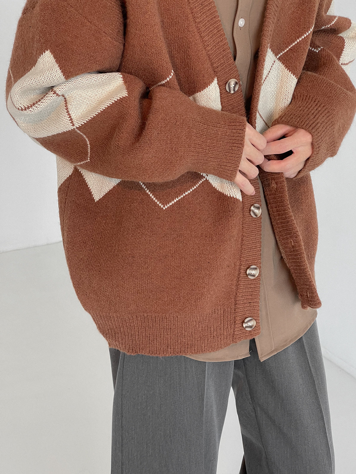 RT No. 5309 CARAMEL BROWN KNITTED DIAMOND CARDIGAN